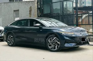 Photo - Volkswagen ID.7 2025 Blue