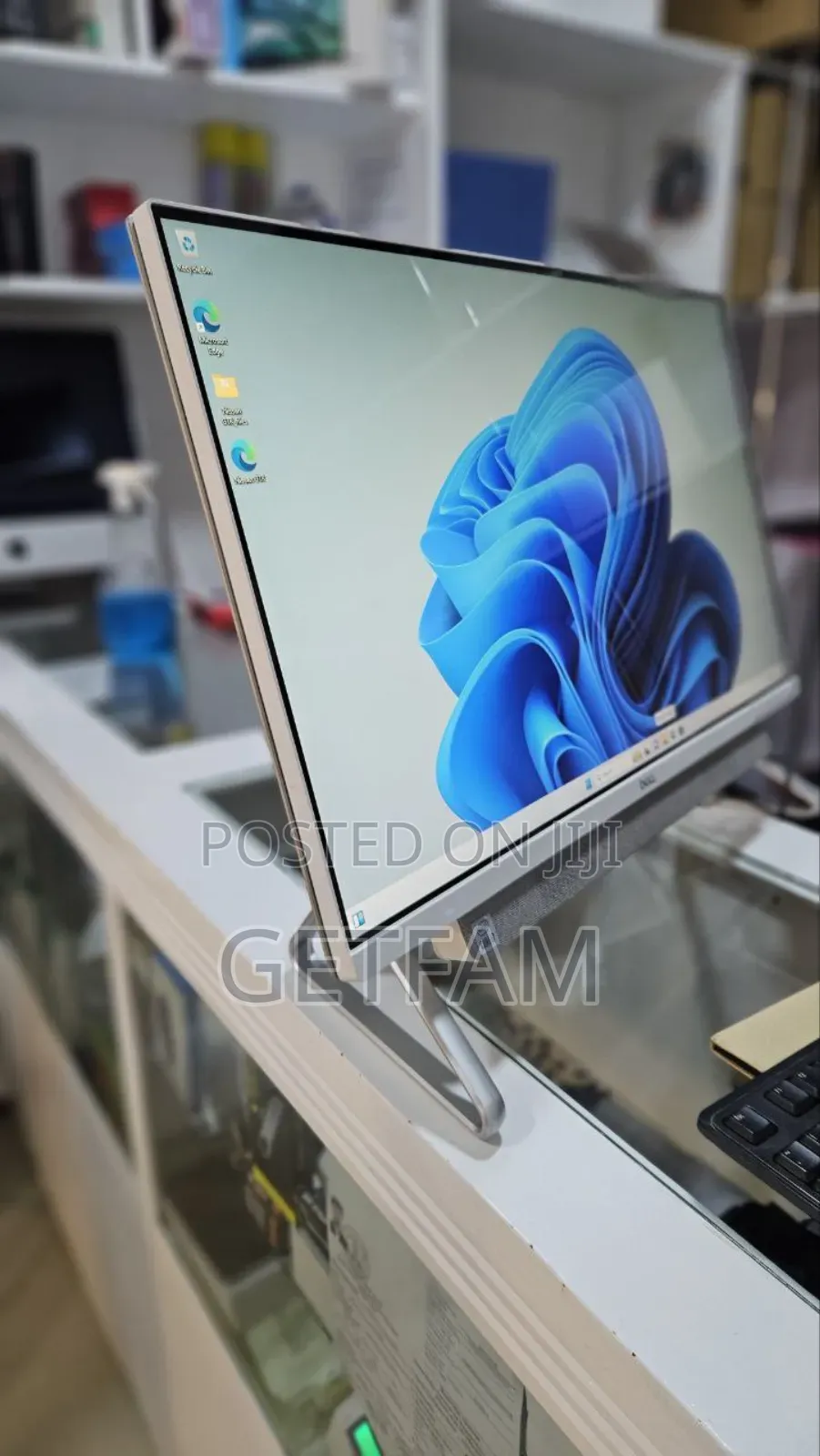 New Laptop Dell Inspiron 15 12GB Intel Core I7 SSD 512GB