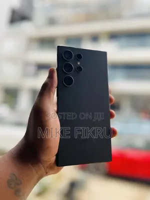 New Samsung Galaxy S24 Ultra 256 GB Black