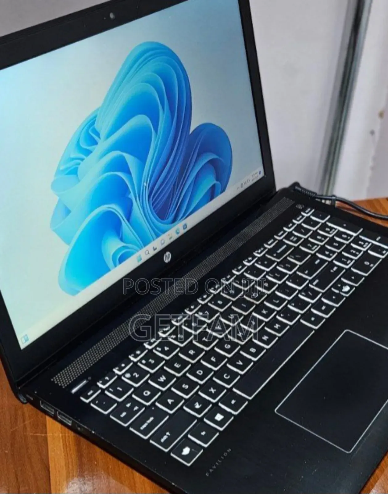 New Laptop HP Pavilion 15 8GB Intel Core I7 SSD 512GB