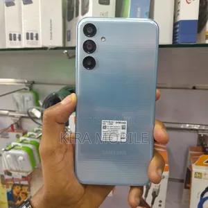 Photo - New Samsung Galaxy M15 128 GB Bronze