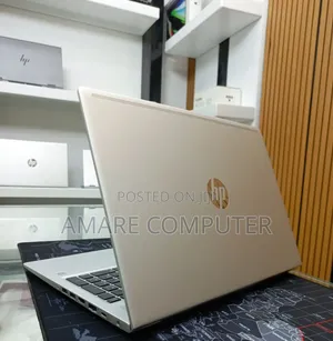 New Laptop HP 8GB AMD Ryzen 5 SSD 512GB
