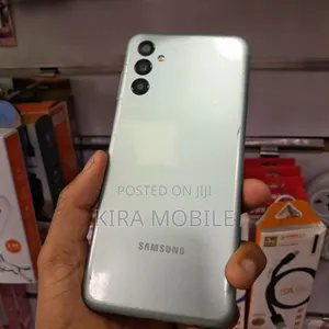 Samsung Galaxy M13 128 GB Blue