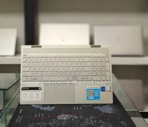 New Laptop HP Envy X360 8GB Intel Core I5 SSD 256GB