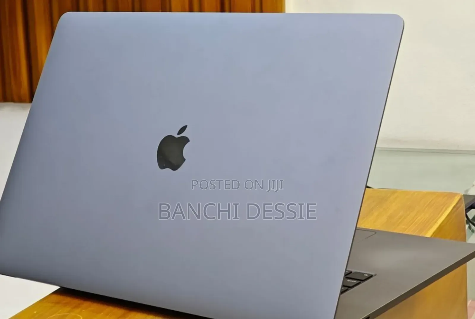 New Laptop Apple MacBook Pro 2019 32GB Intel Core i9 SSD 1T