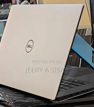 Photo - New Laptop Dell Precision 5540 16GB Intel Core I7 SSD 512GB