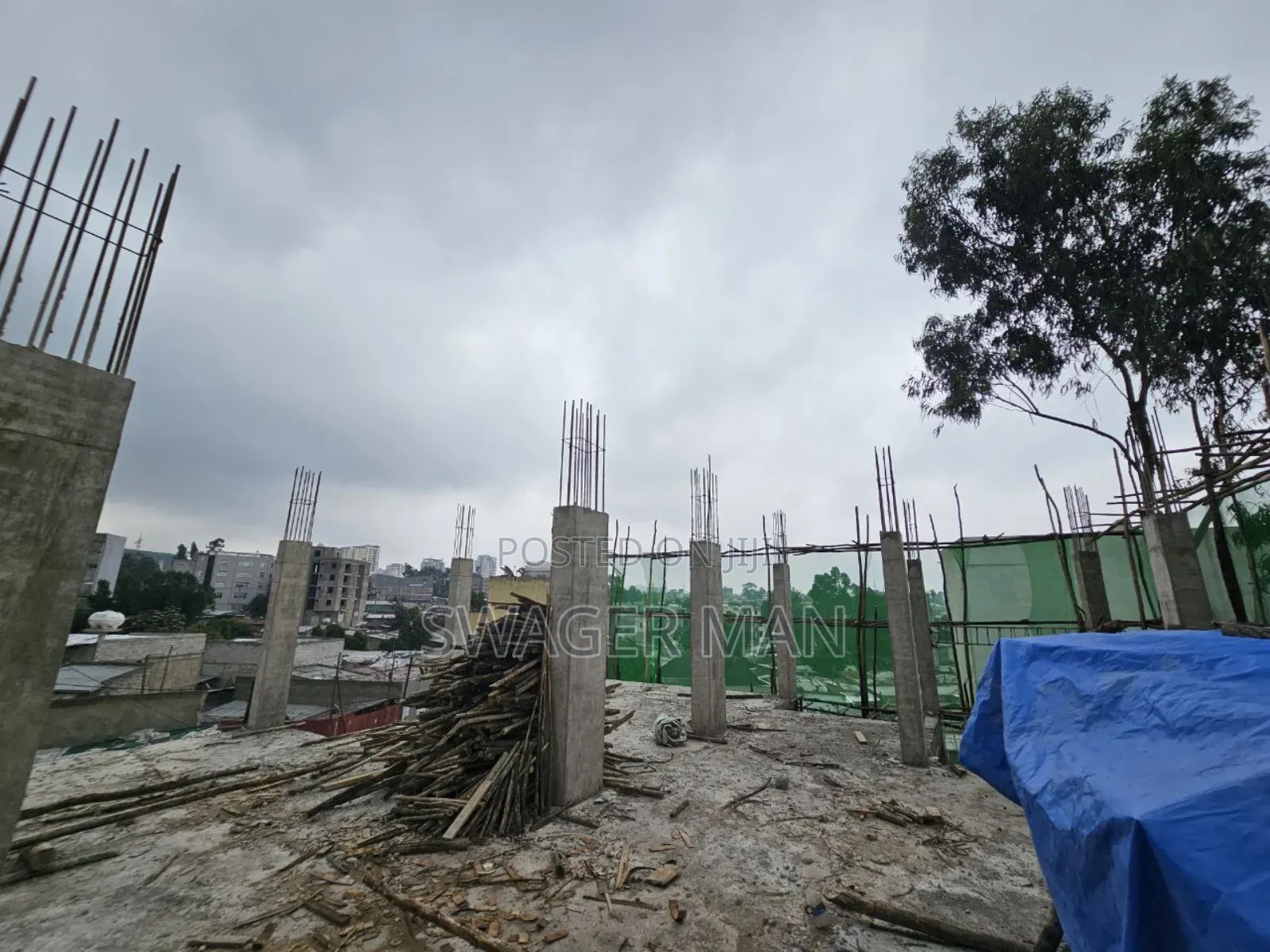 8bdrm Apartment in Salit Mihiret, Yeka for sale