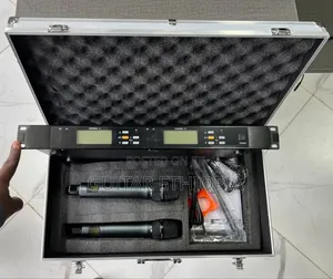 Wireless Stage Microphone