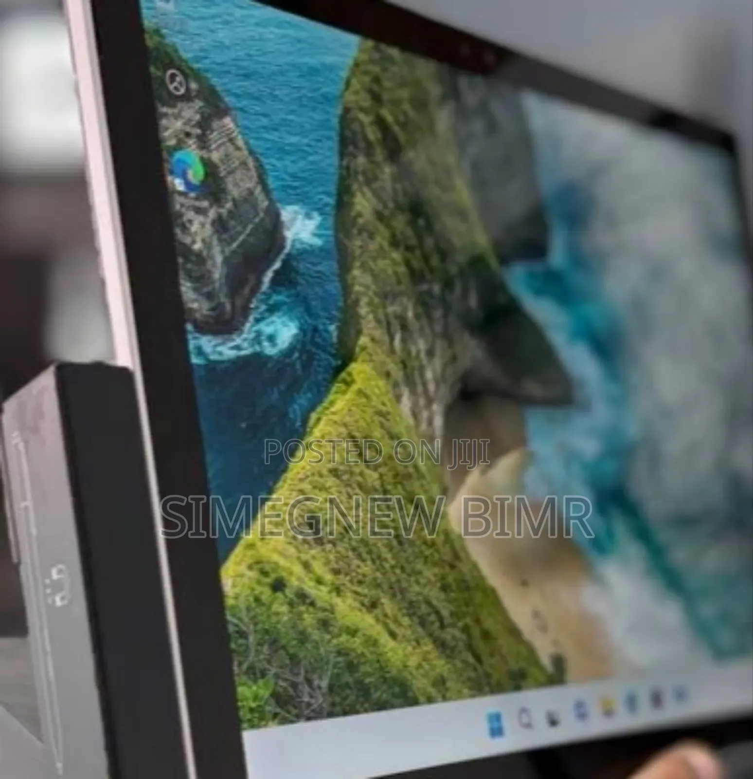 New Laptop Microsoft Surface 8GB Intel Core I5 SSD 256GB