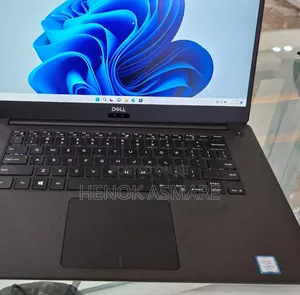 New Laptop Dell Precision 5540 16GB Intel Core I5 SSD 256GB