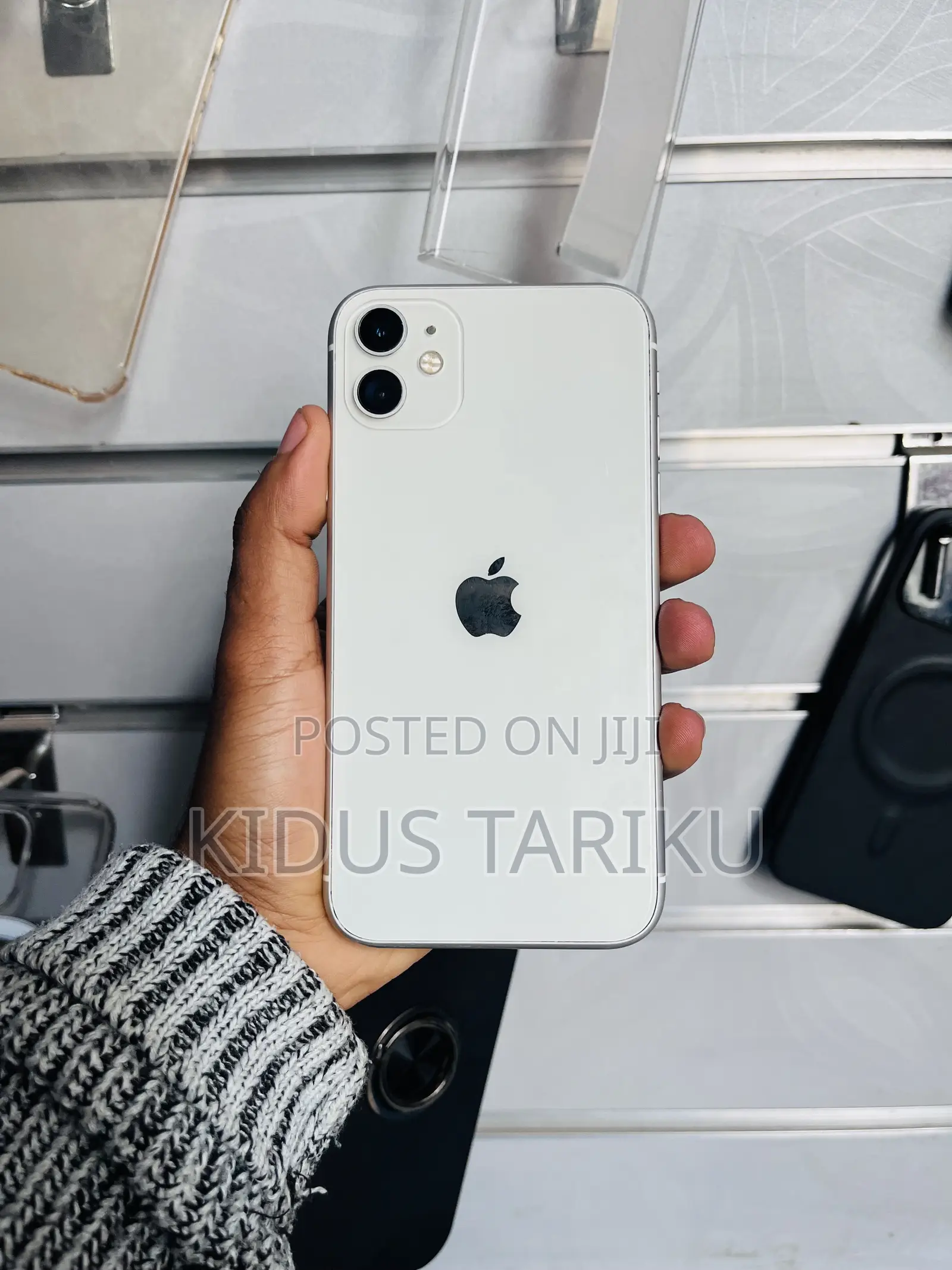 Apple iPhone 11 64 GB White