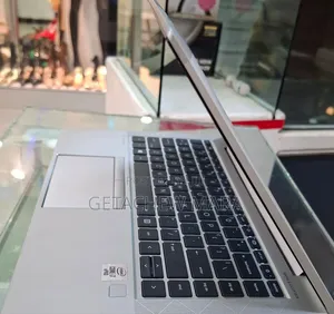 Photo - New Laptop HP EliteBook 840 G7 16GB Intel Core I7 SSD 512GB
