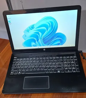 New Laptop HP Pavilion 15 8GB Intel Core I7 SSD 512GB