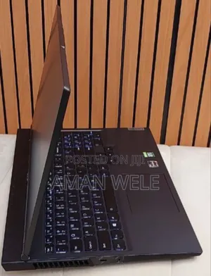 New Laptop Lenovo Legion 5 16GB AMD Ryzen 7 SSD 512GB