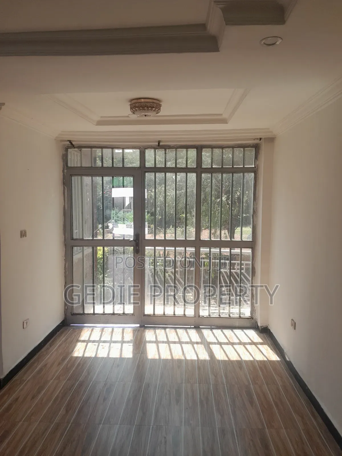 Furnished 2bdrm Condo in ቦሌ ቡልቡላ, Bole for sale