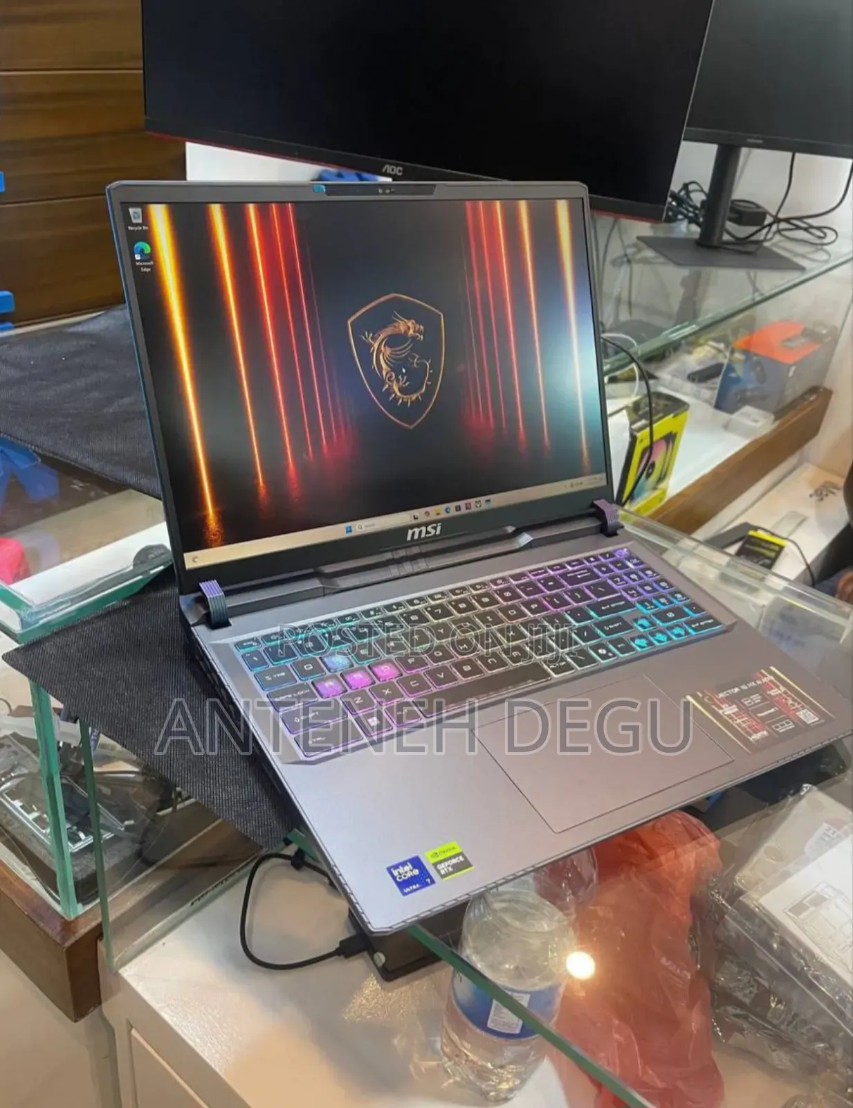 New Laptop MSI Vector 16 HX AI A2XWIG 16GB Intel Core Ultra 7 SSD 1T