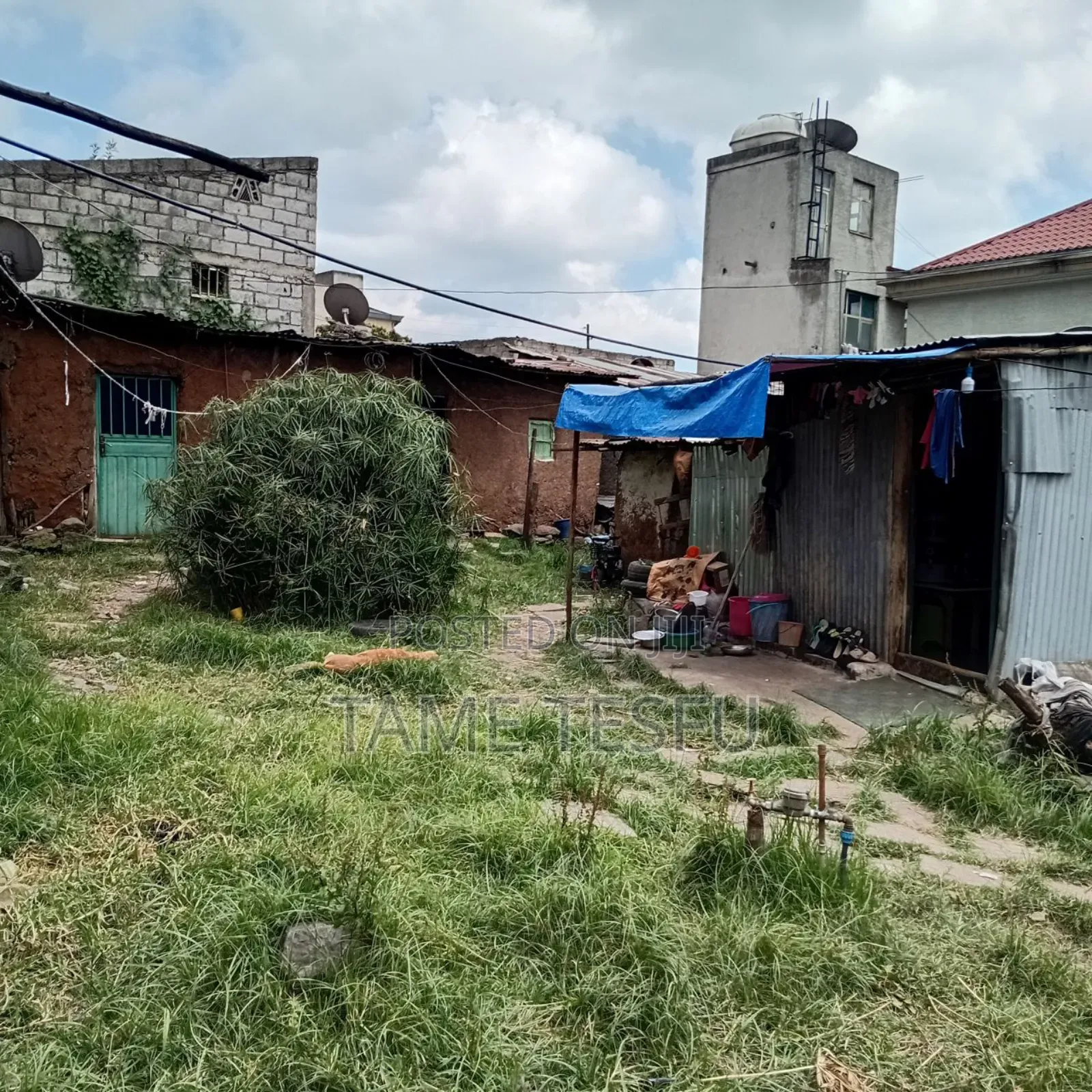 3bdrm House in ወሰን, Yeka for sale