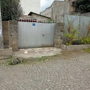 Furnished 3bdrm House in ወሰን, Yeka for sale