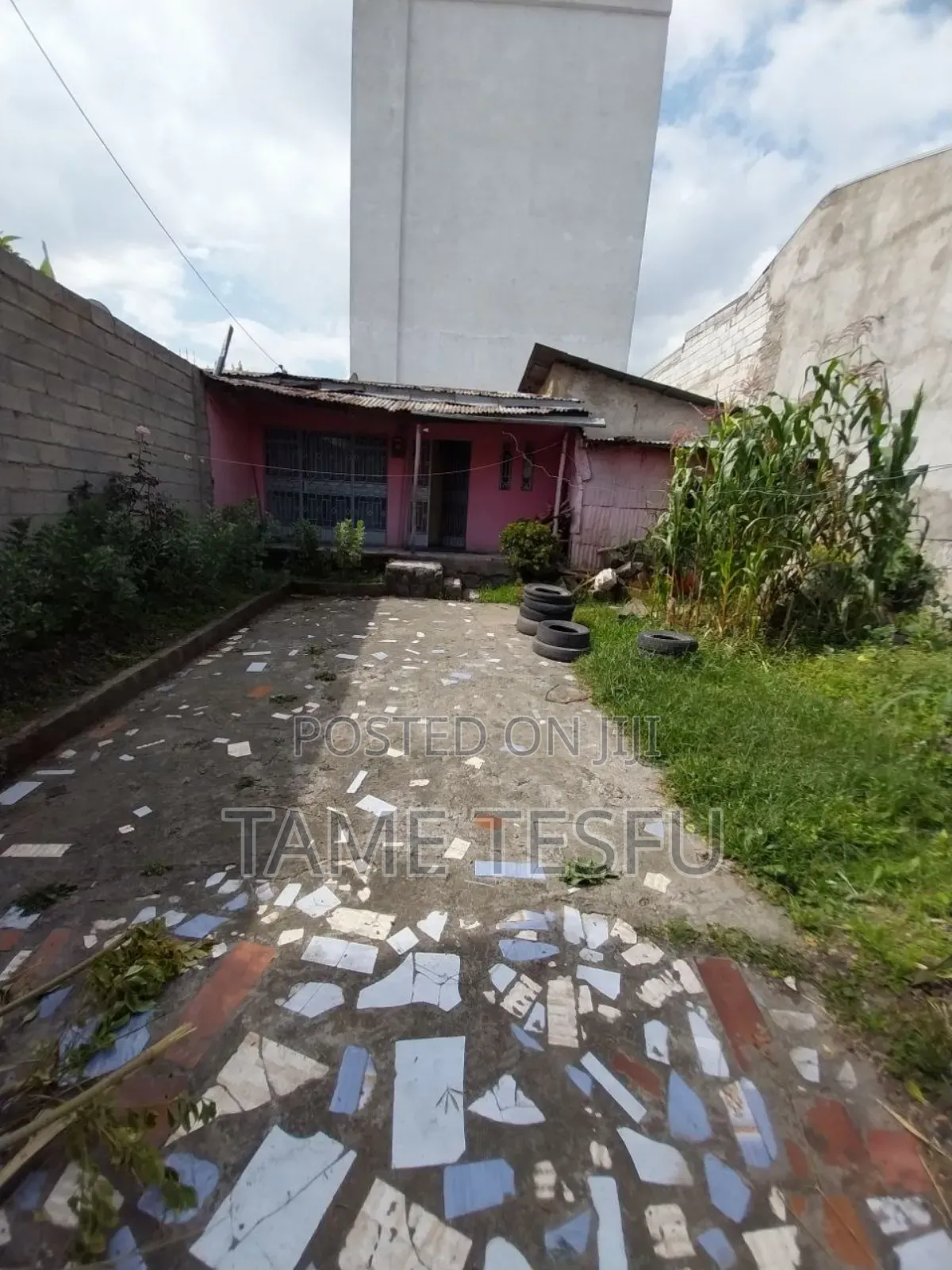 Furnished 3bdrm House in ወሰን, Yeka for sale