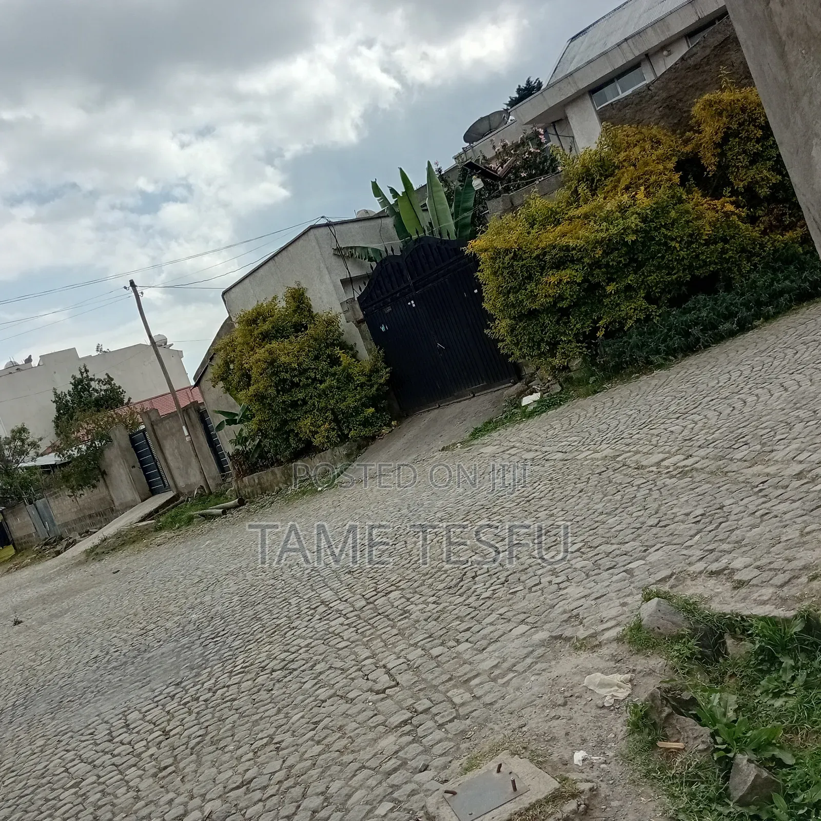 Furnished 5bdrm House in Cmc, Yeka for sale