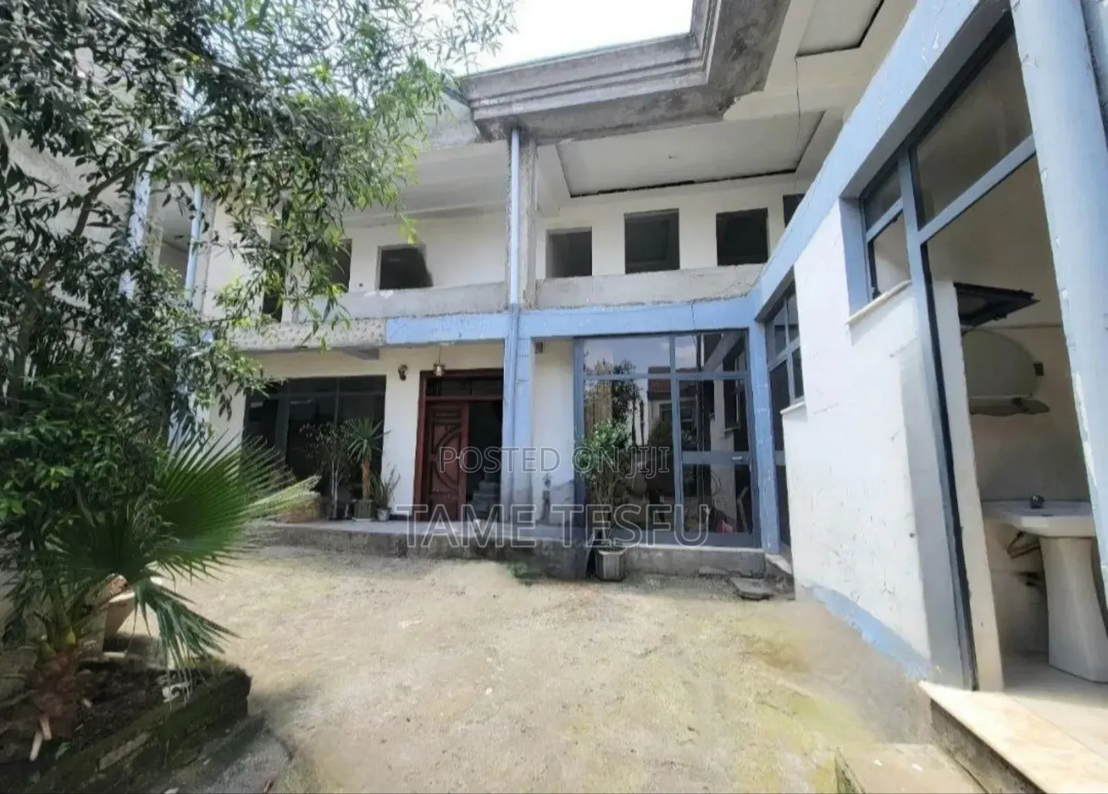 5bdrm House in Jakiros, Bole for sale