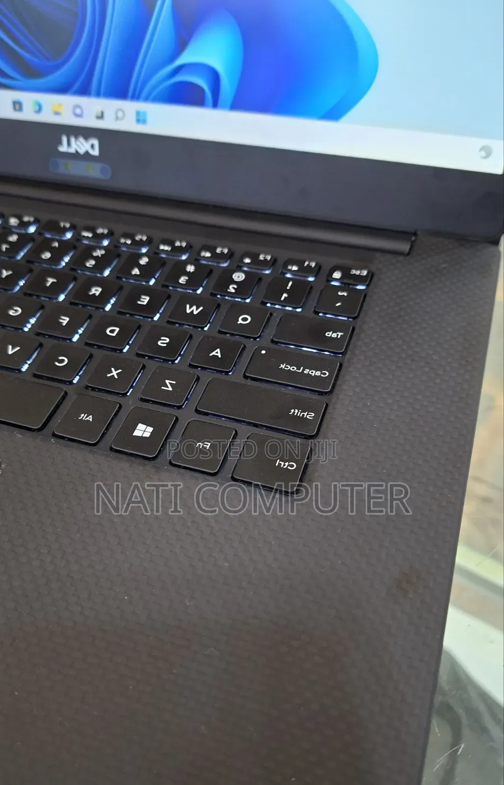 New Laptop Dell XPS 15 16GB Intel Core I5 SSD 256GB