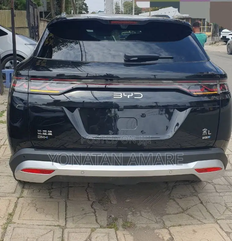 New BYD Song L DM-i 2025 Black