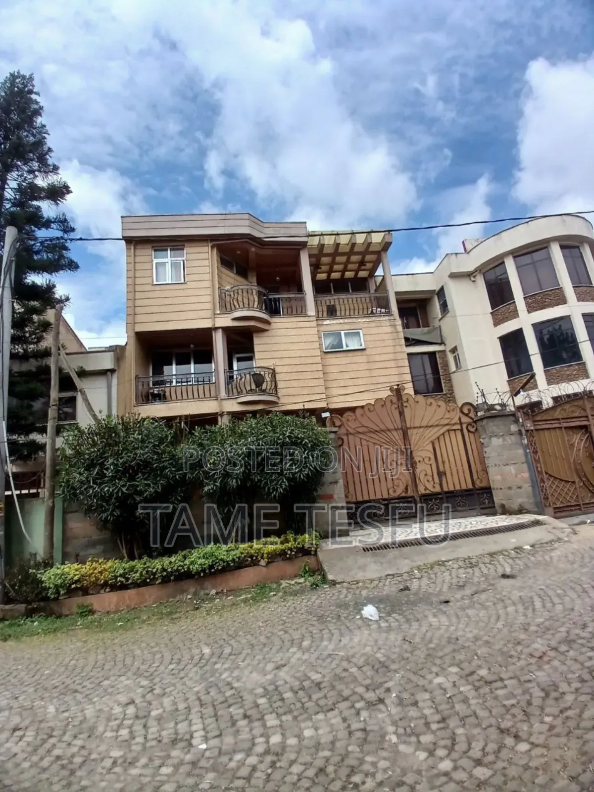 Furnished 8bdrm House in ፍጋ, Bole for sale