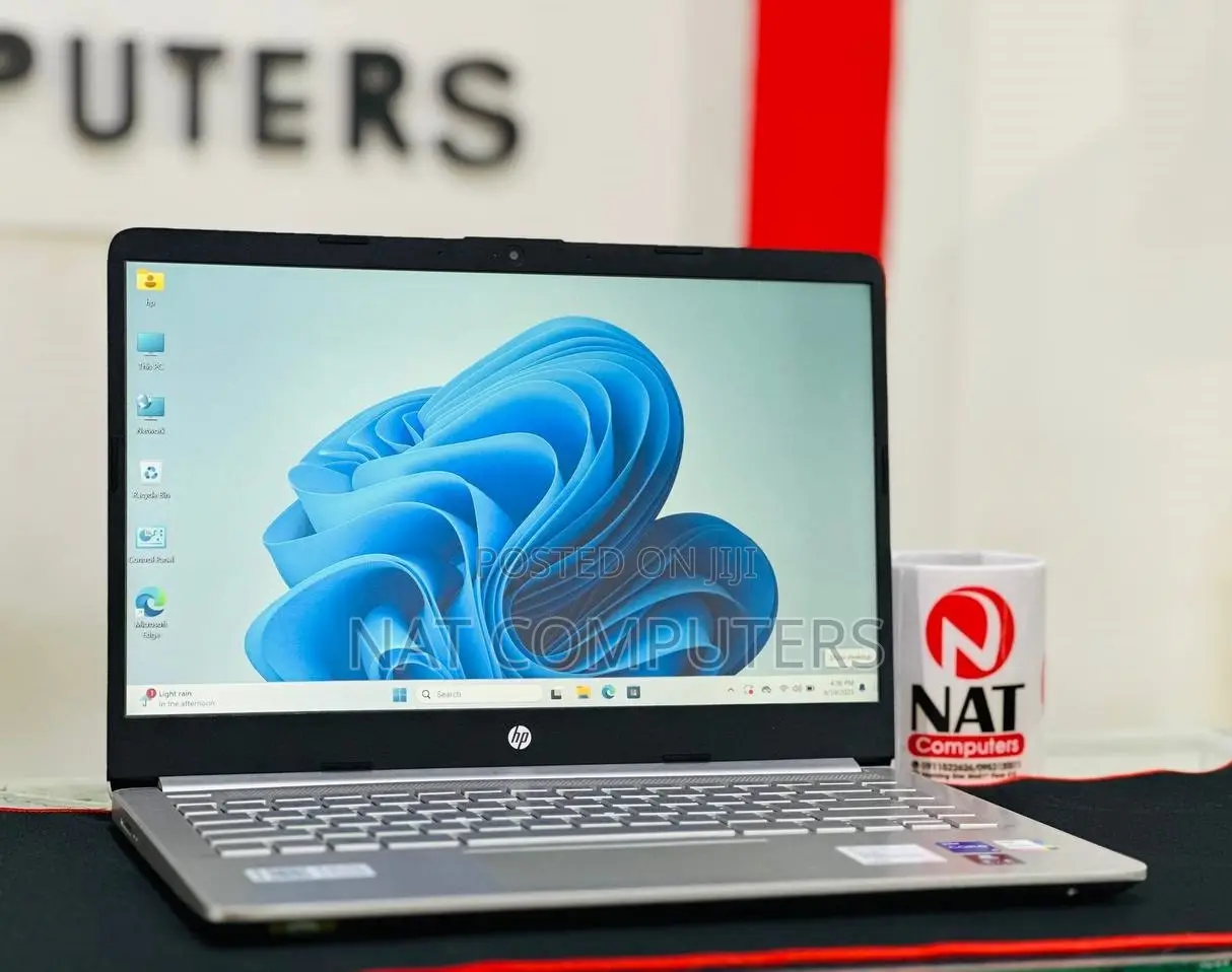 New Laptop HP 15-F272wm 16GB Intel Core I5 SSD 1T