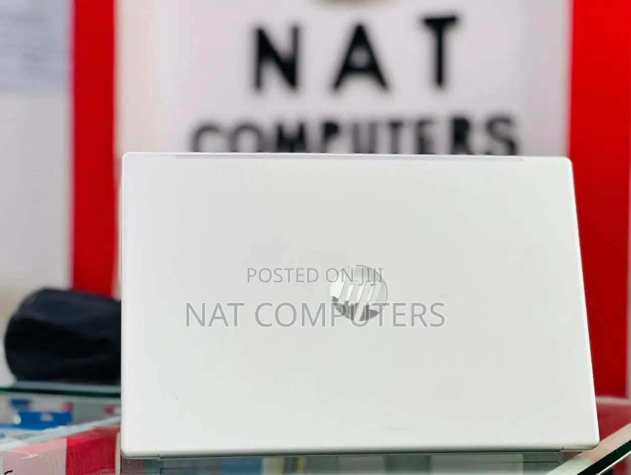 New Laptop HP 15-F272wm 16GB Intel Core I5 SSD 1T