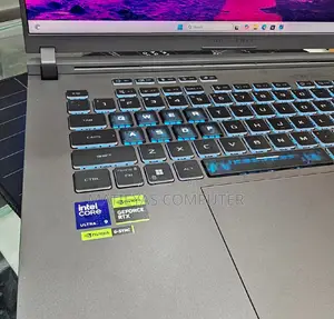 New Laptop Asus 32GB Intel Core Ultra 9 SSD 1T