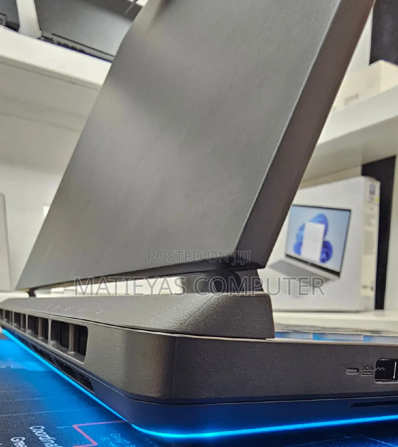 New Laptop Asus 32GB Intel Core Ultra 9 SSD 1T