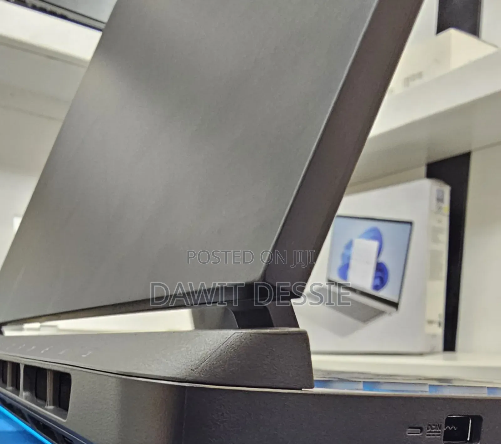 New Laptop Asus ROG Zephyrus G16 32GB Intel Core Ultra 9 SSD 1T