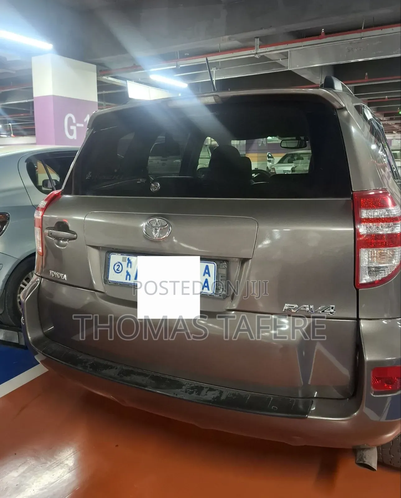 Toyota RAV4 2012 Gold