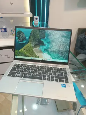 New Laptop HP EliteBook 840 G8 16GB Intel Core I7 SSD 512GB