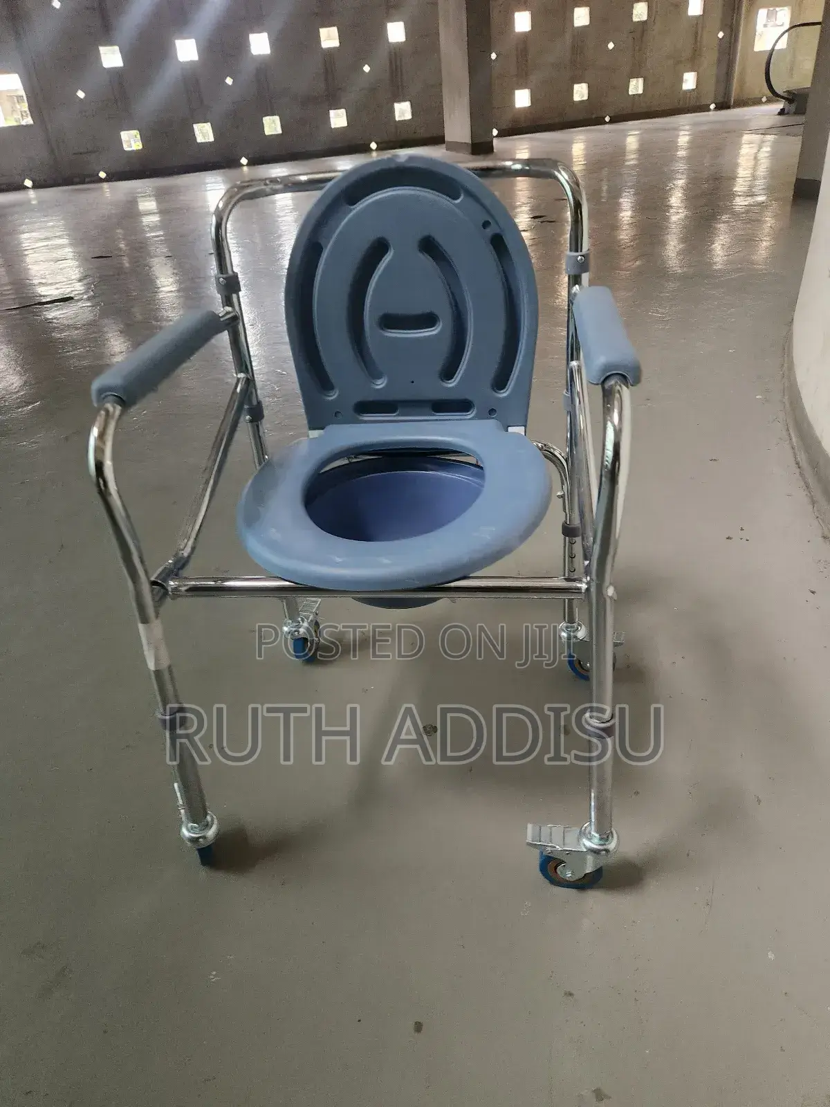 Toilet Wheelchair輕易commode Wheelchair寄出shower Wheelchair考驗wheelchair