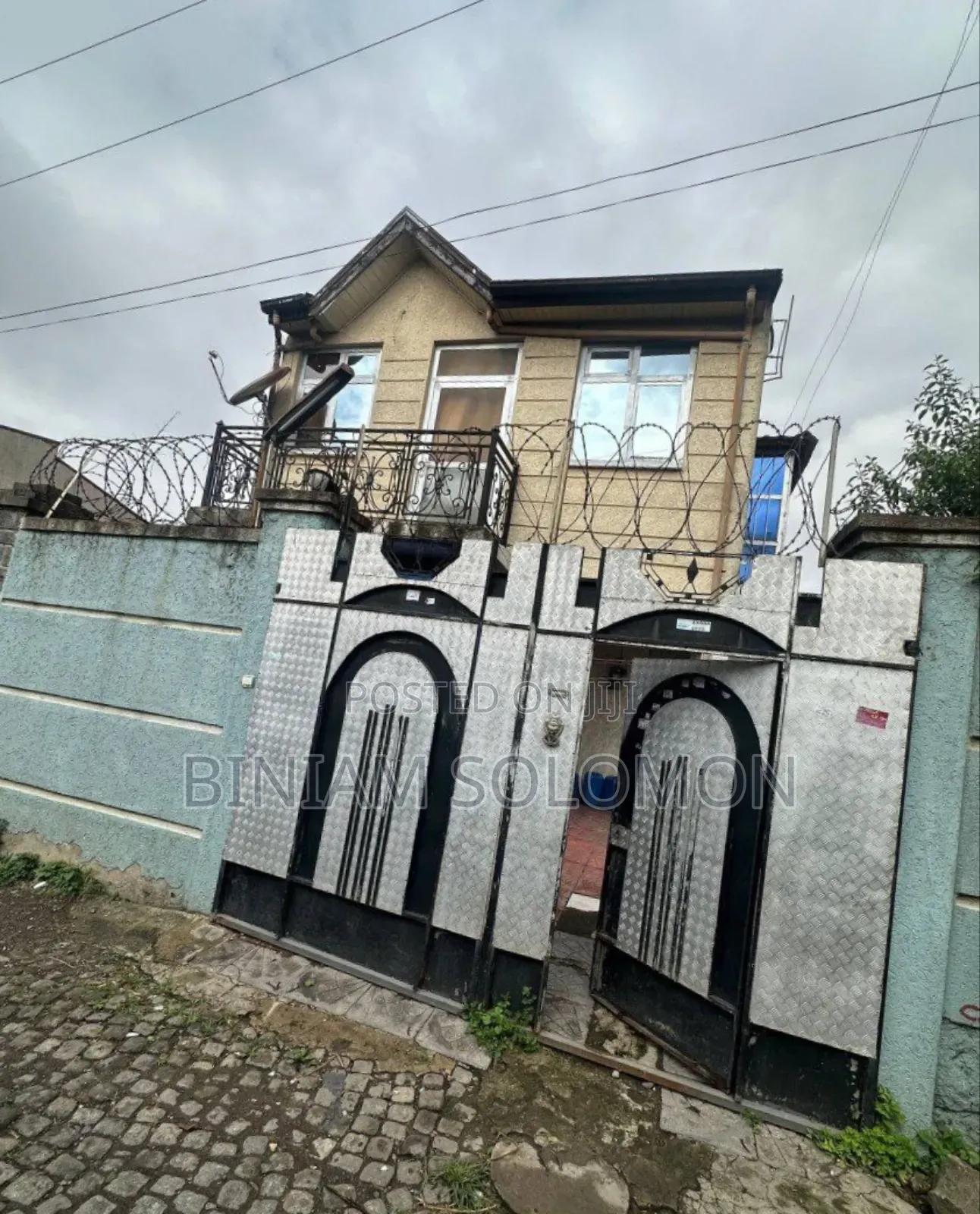 Furnished 3bdrm Villa in Bole for sale