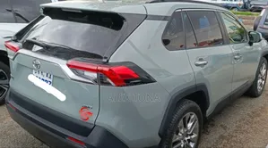 Toyota RAV4 2020 Gray