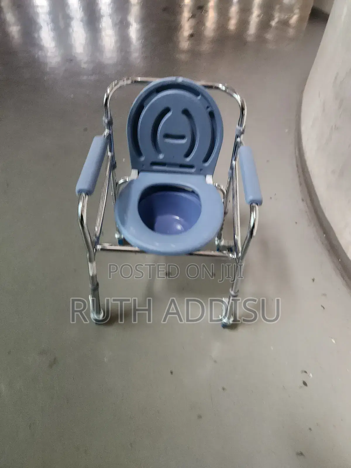 Commode Four Wheels Wheelchair麴我commode Wheelchair較高toilet Wheelchair