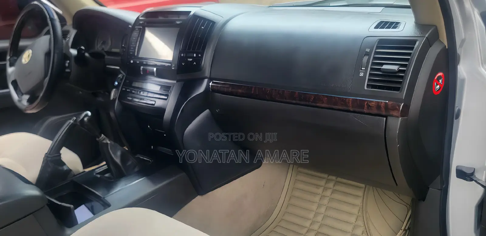 Toyota Land Cruiser 2010 Silver