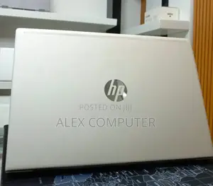New Laptop HP 8GB AMD Ryzen 5 SSD 512GB