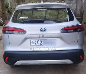 Toyota Corolla Cross Hybrid 2023 Silver