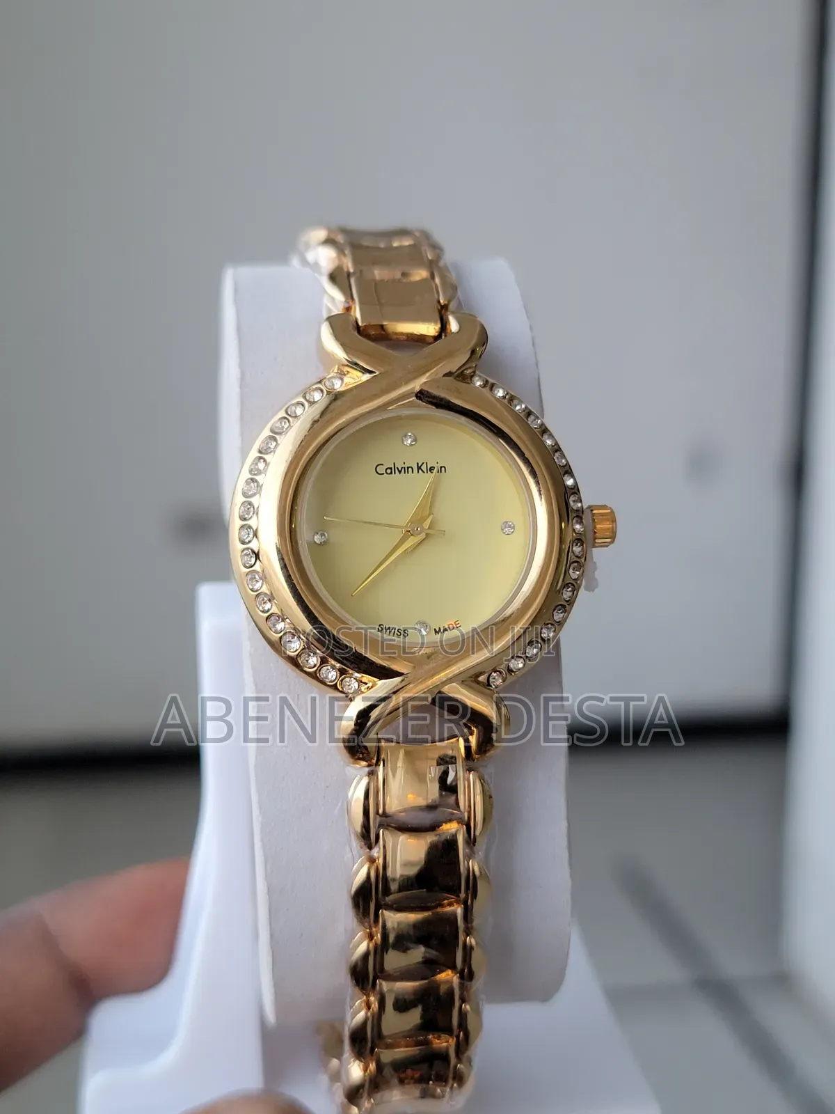 Gold-Tone Calvin Klein Women's Watch With a Crystal-Embellished