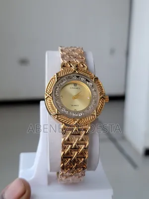 Gold-Plated Quartz Women's Watch With "Chanel" and "Quartz