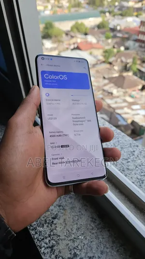 Photo - New OnePlus 9 Pro 256 GB Gray