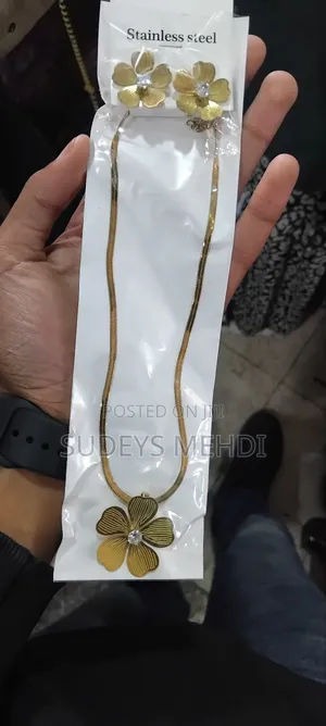  ጌጥ_ ሀብል,የጆሮ ጌጥ,ቀለበት ( የሴቶች )