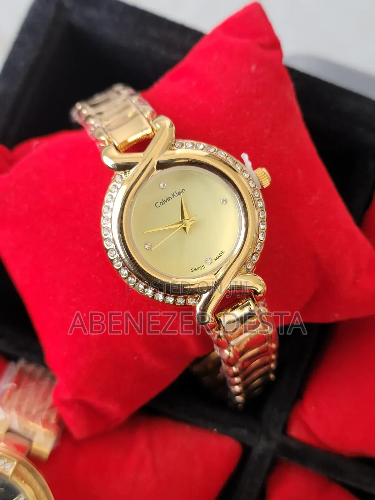 Calvin Klein Twisted Bezel Oval Ladies Quartz Watch With a Gold-Plated