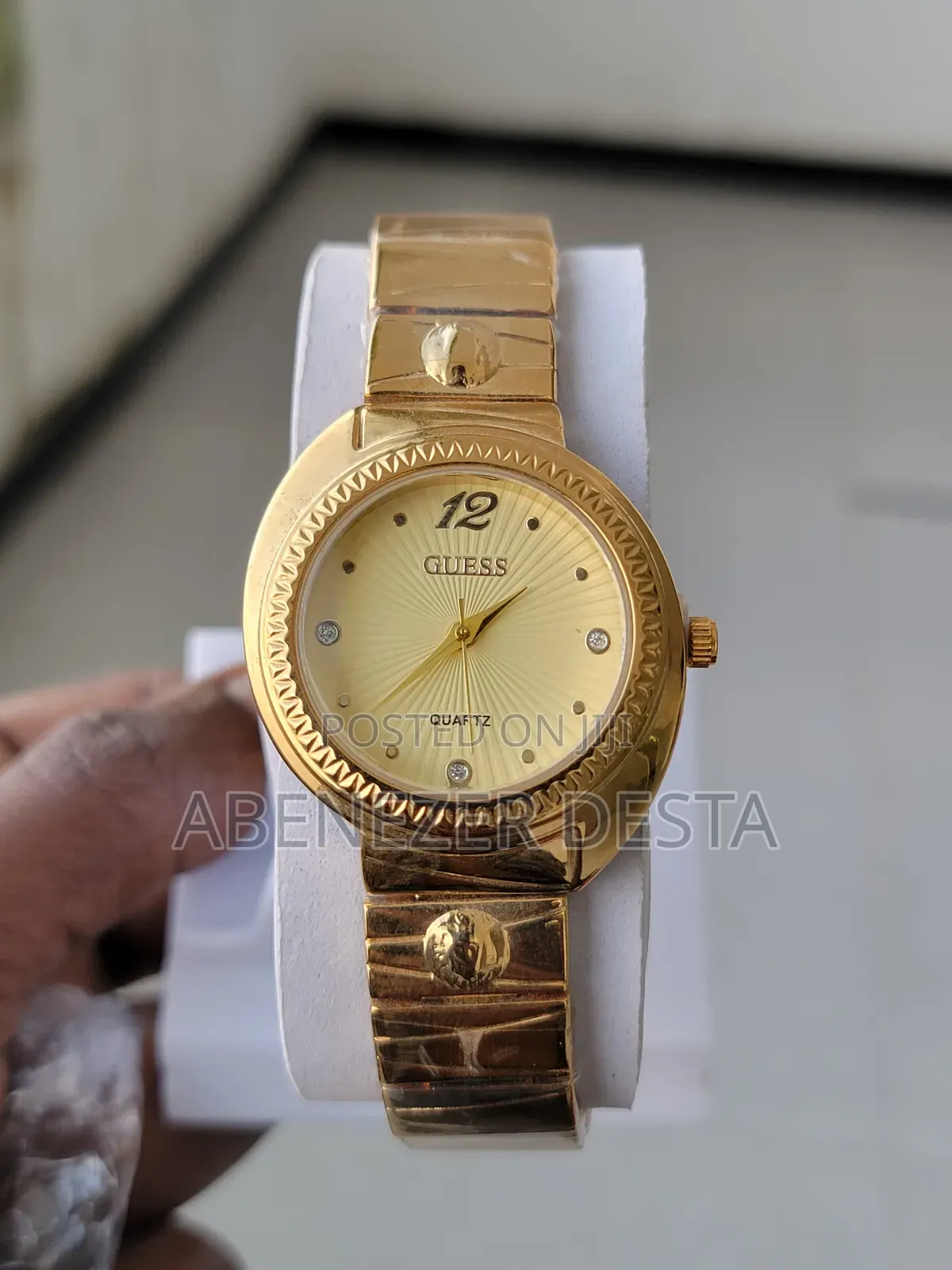 Guess Quartz Women's Watch.