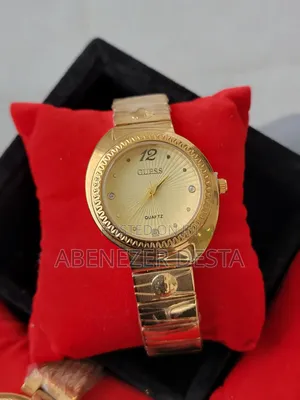 Guess Quartz Women's Watch.