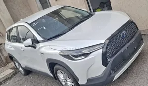 New Toyota Corolla Cross Hybrid 2024 Silver